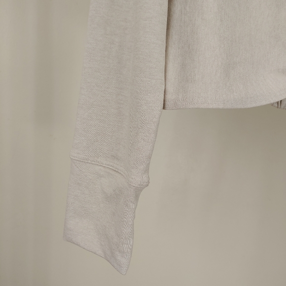 Yogalicious Twist Front Long Sleeve Top Crewneck Shirt Size Small - Picture 9 of 11